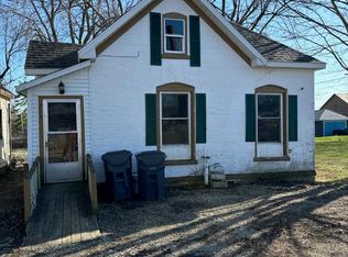 213 W High St, Albany, IN 47320