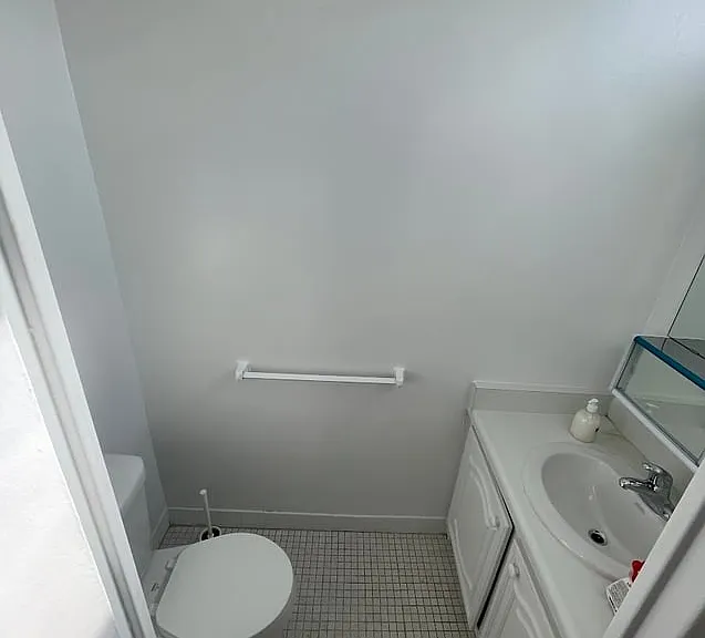 140 Carlton St #805A — Photo 4
