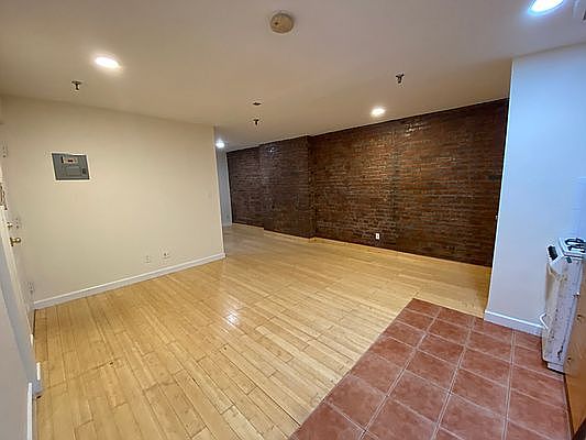 2nd image of 319 W 30th St APT 1F