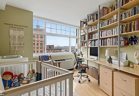 5th image of 272 W 107th St APT 10B
