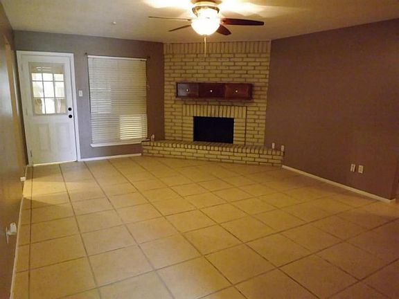 2nd image of 9918 Jademont Ln