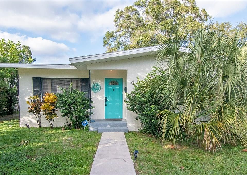 1st image of 4325 5TH AVENUE S