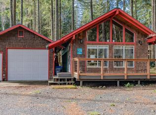 570 N Duckabush Dr W, Hoodsport, WA