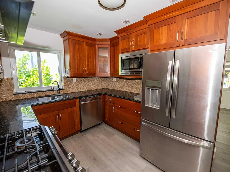 1532 Fletcher St — Photo 22