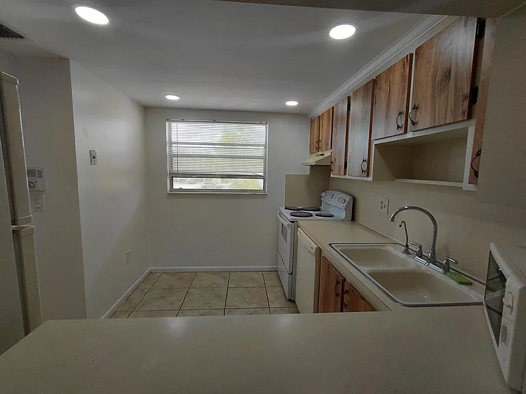 6850 Royal Palm Blvd #G211 — Photo 14