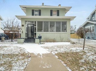 1517 E Olive St, Bloomington, IL 61701