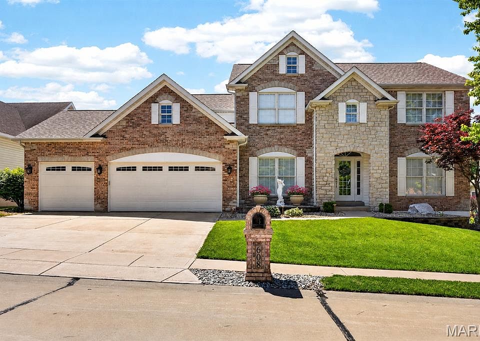 1st image of 608 Sterling Terrace Dr