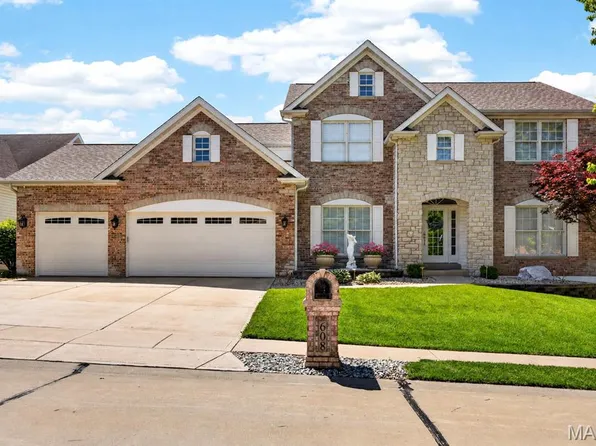 608 Sterling Terrace Dr, Saint Charles, MO 63301