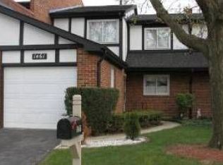 1461 Circle Ct, Elk Grove Village, IL 60007