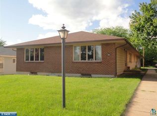 8863 Main St, Mountain Iron, MN 55768