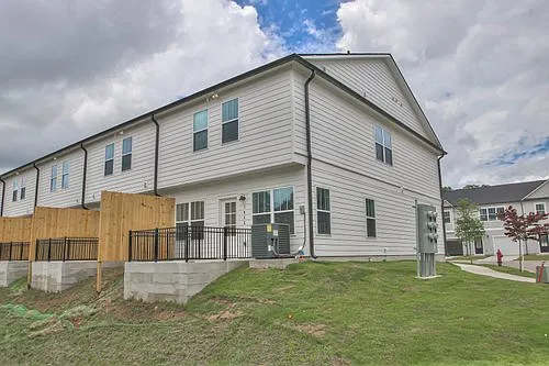 1801 Townhomes — Photo 36