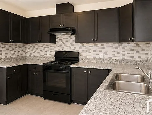 4015 Edgeford Pl — Photo 11