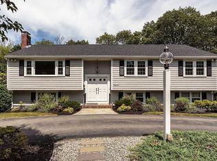 35 Apple Ln, Milton, MA 02186