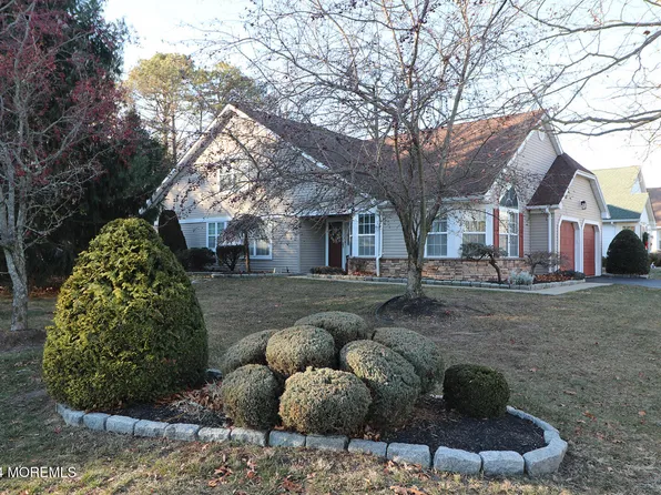 2908 Crestview Lane, Toms River, NJ 08755