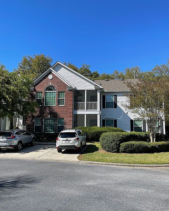 1st image of 164 Golfview Ln