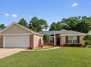 912 Baywood Rd, Dothan, AL 36305