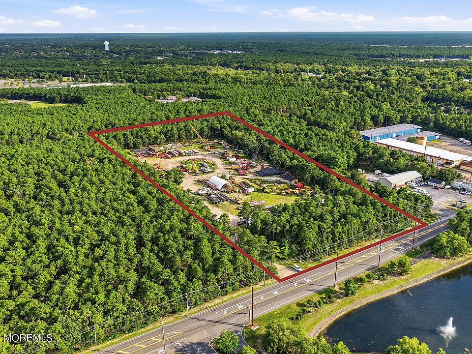 1st image of 2500 Ridgeway Boulevard