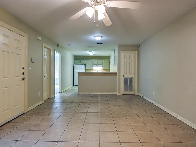 St. Antimo Apartments — Photo 11