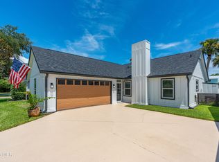 762 Pine Shores Cir, New Smyrna Beach, FL 32168