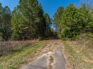 148 Peaceful Valley Rd, Blacksburg, SC 29702