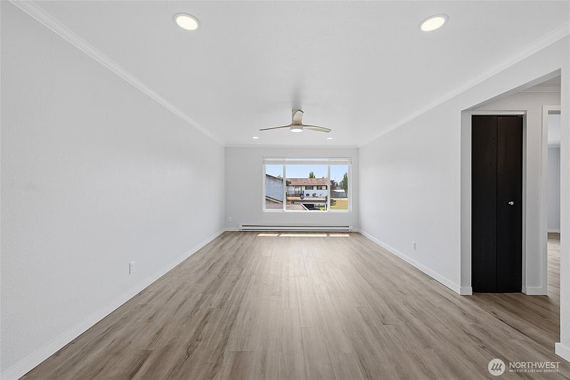 5th image of 203 Farrelly Street