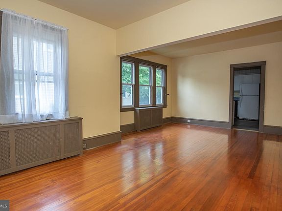 2nd image of 113 Winston Ave
