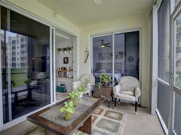 5th image of 10710 NW 66th St APT 110