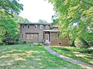 989J Mooresfield Rd, South Kingstown, RI 02879