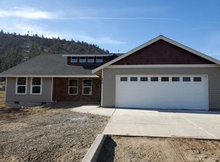 879 SW Cliffside Ln, Prineville, OR 97754