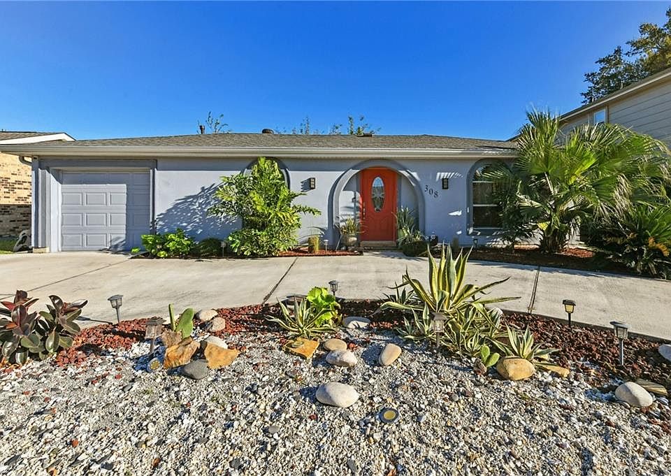 1st image of 308 River Oaks Dr