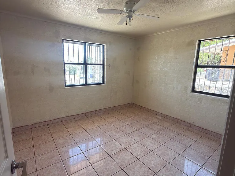 6115 Tesuque Dr — Photo 4