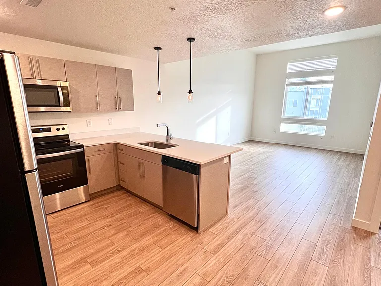 Canyon Vista — Photo 80