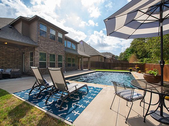2nd image of 9844 Broiles Ln