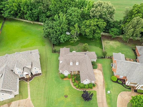 5th image of 9217 S Forest Island Dr