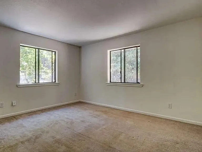 4180 Northwood Dr — Photo 5