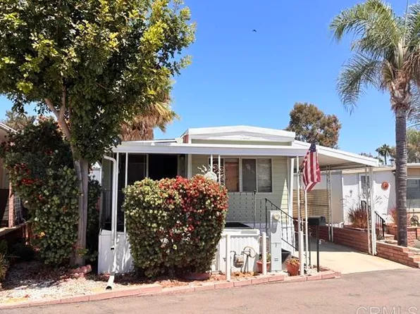 245 W Bobier Dr Space 72, Vista, CA 92083