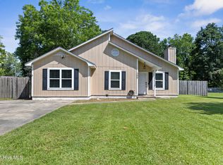 509 Fox Run Rd, Jacksonville, NC 28546