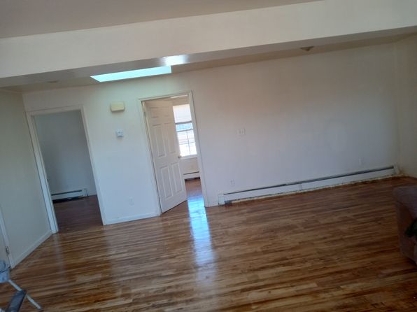 2941 Far Rockaway Blvd #3