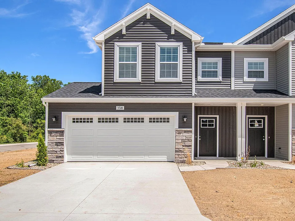 3531 E Sedge Wren Dr SW