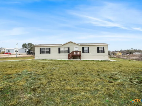 3814 New Mathis Rd, Elmendorf, TX 78112