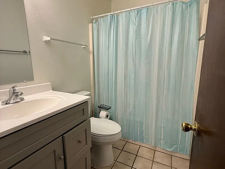 513 Landview St #D — Photo 13