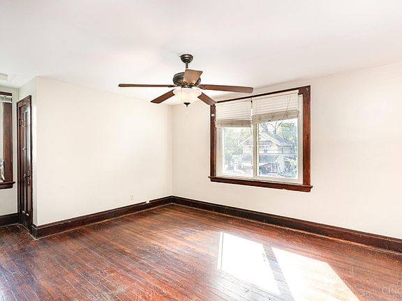 4th image of 2 Caldwell Dr