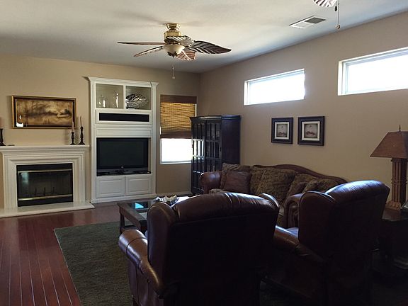 4th image of 1062 W Sandstone Dr