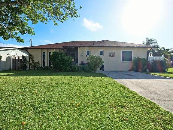 2nd image of 2132 Aruba Ave