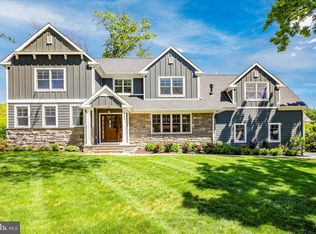 121 Hillside Rd, Wayne, PA 19087