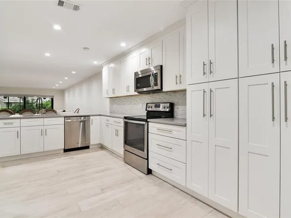 307 Bonnie Brae Way, Hollywood, FL 33021