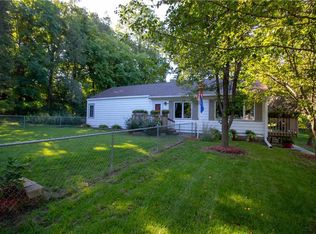670 NW 45th Pl, Des Moines, IA 50313