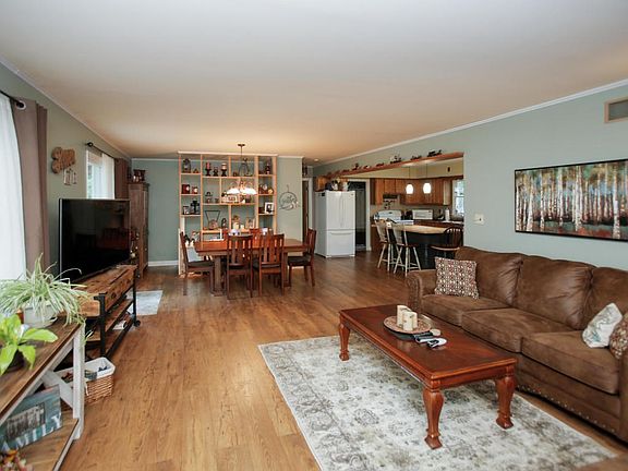 61149 shorewood dr-105