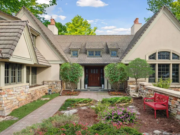 5860 Maple Frst, Minnetrista, MN 55364