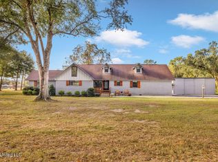 8012 Coleman Homestead Rd, Moss Point, MS 39562